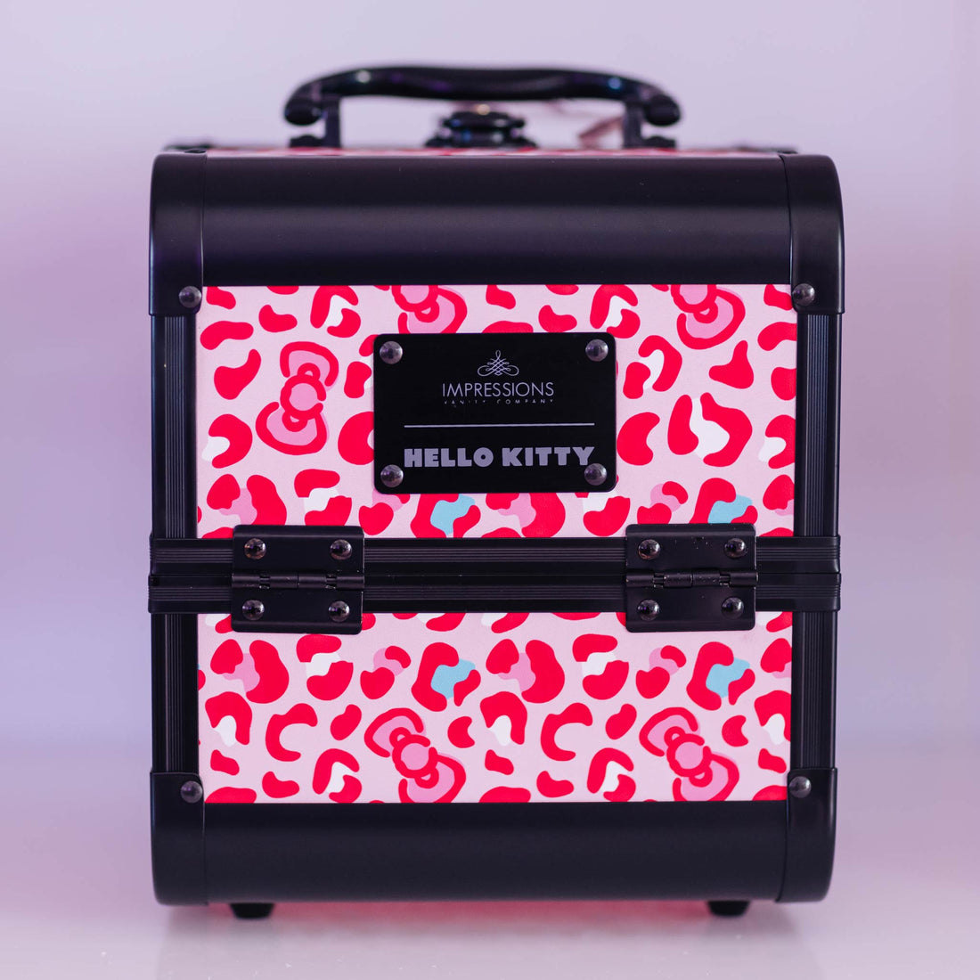 IMPRESSIONS VANITY X HELLO KITTY - MAKEUP TRAVEL CASE