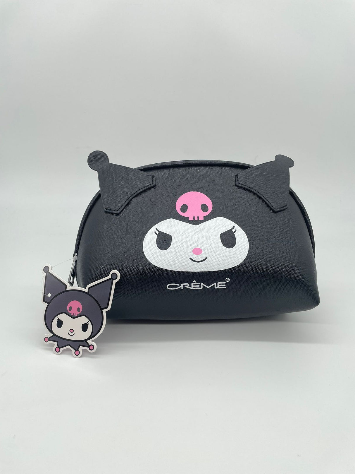 THE CREME SHOP- BOLSA DE MAQUILLAJE KUROMI- 1PC