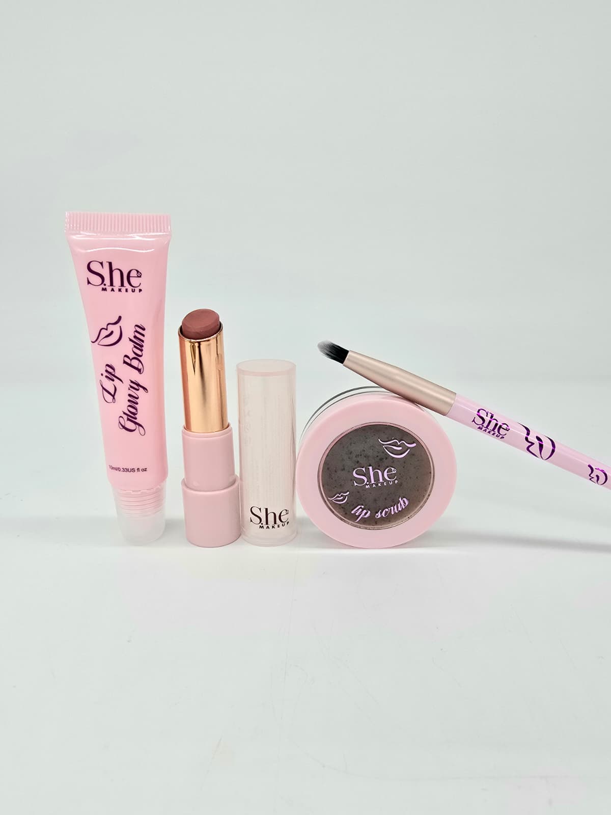 S.HE MAKEUP- ALL IN ONE LIP KIT 4 IN 1- (1PC)
