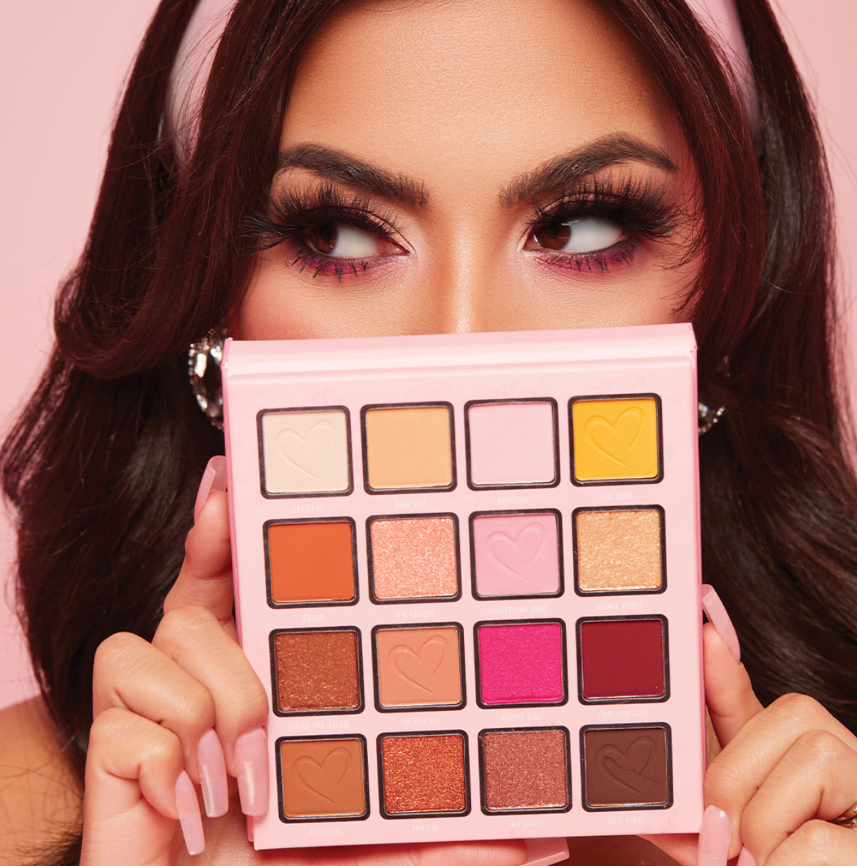 BEAUTY CREATIONS - PALETTE D'OMBRES EYES ON ME