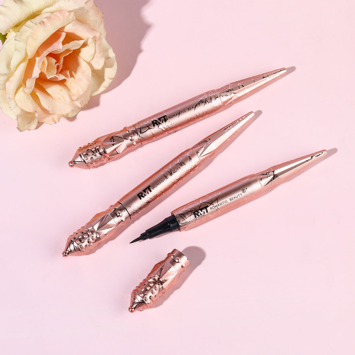 ROMANTIC BEAUTY - FLAWLESS - LIQUID EYELINER - DISPLAY(24PCS)