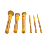 IMPRESSIONS VANITY - WINNIE THE POOH ''HUNNY'' 6 PIECES MAKEUP BRUSH SET - (1PC)