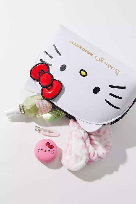 THE CREME SHOP X HELLO KITTY - DOME TRAVEL POUCH- (1PC)